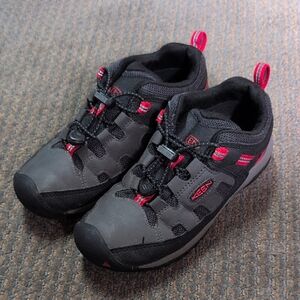Keen Black and Red Sneakers Trail-Ready Design